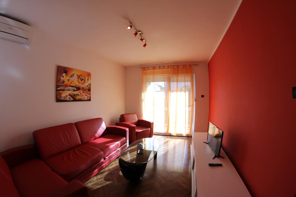 אומאג Apartments Neno מראה חיצוני תמונה