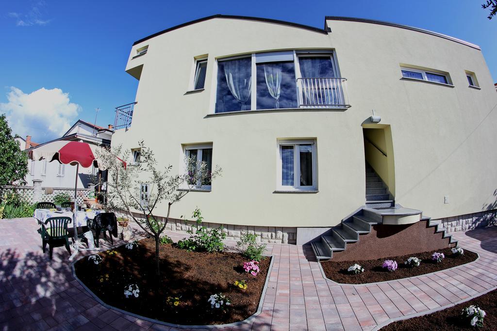 אומאג Apartments Neno מראה חיצוני תמונה